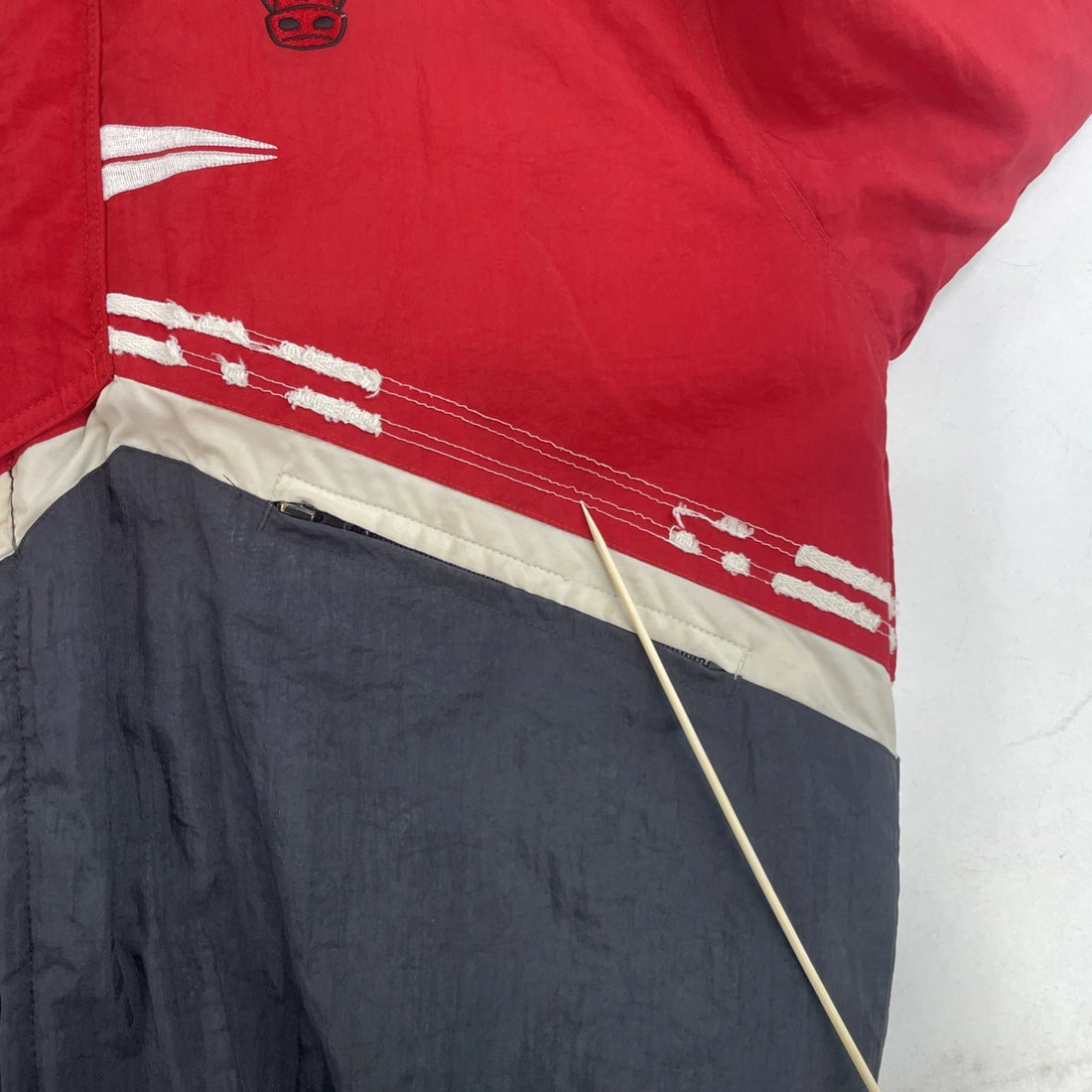 Vintage Chicago Bulls Logo Athletic Puffer Jacket Size XL NBA