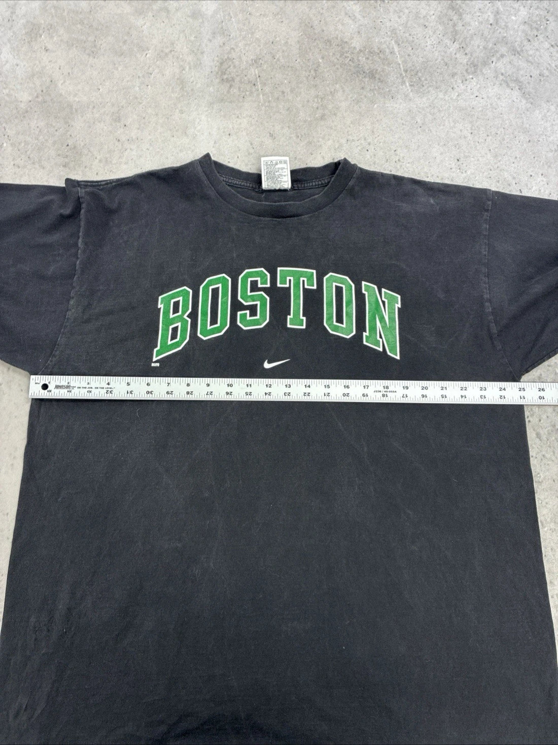 Boston Celtics Nike T-Shirt Size XL NBA