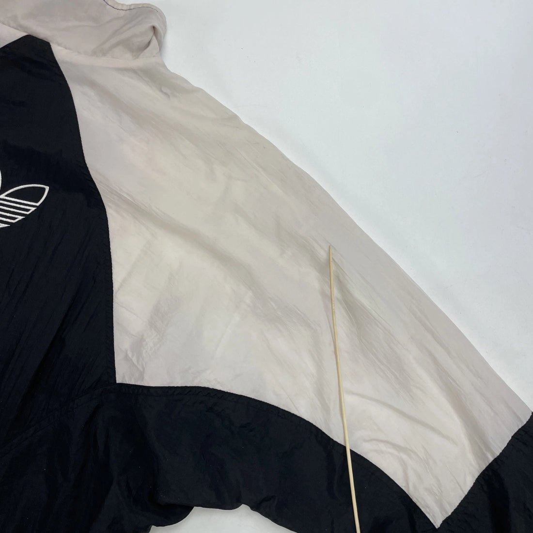 Vintage Adidas Windbreaker Light Jacket Size Medium