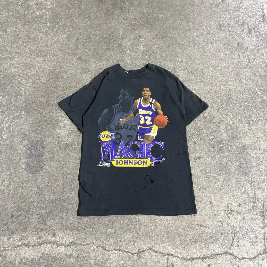 Vintage Magic Johnson Los Angeles Lakers T-Shirt Size Medium NBA 90s
