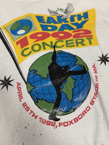Vintage Earth Day Concert T-Shirt Size XL White Band Tee 1992 90s