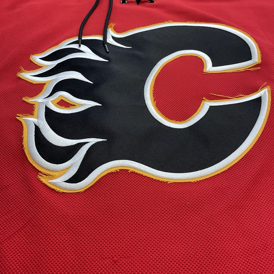 Calgary Flames Reebok Hockey Jersey Size Large NHL