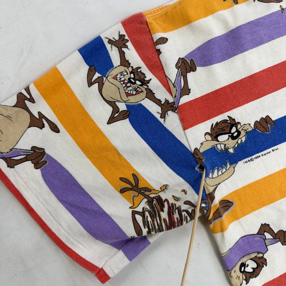 Vintage Taz Looney Tunes T-Shirt Size XL All Over Print Striped 90s