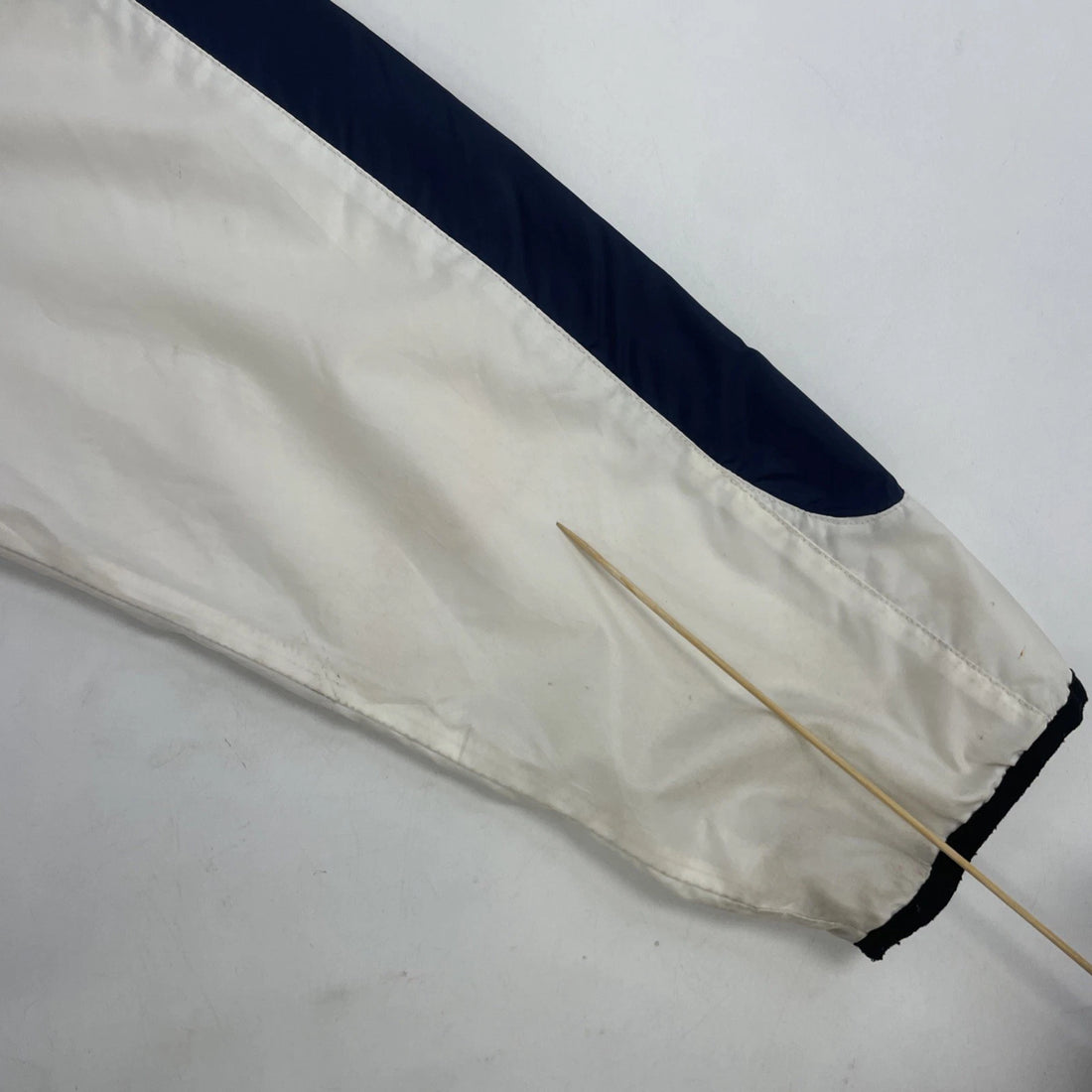 Vintage Nike Windbreaker Light Jacket Size XL White Spell Out