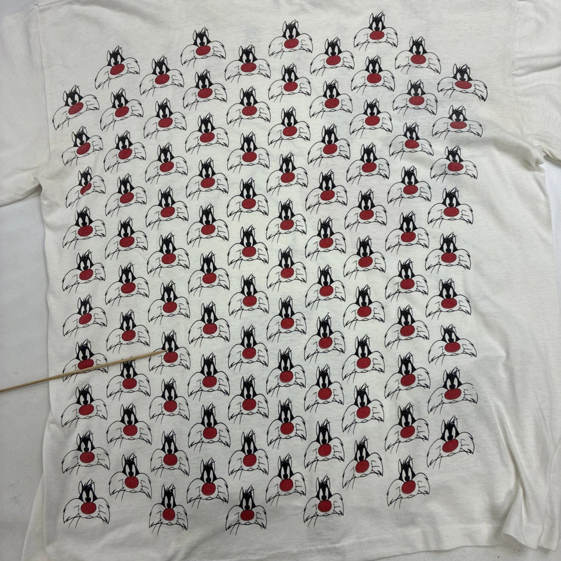 Vintage Sylvester Looney Tunes T-Shirt Size XL All Over Print 1995 90s