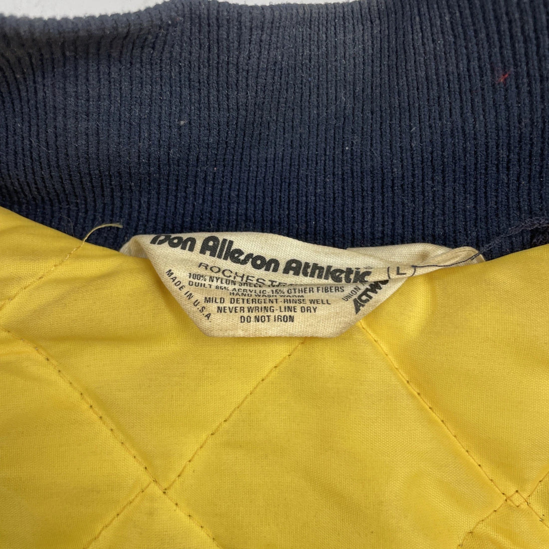 Vintage Line Backer Michigan Bell Bomber Jacket Size Large Chain Stitched