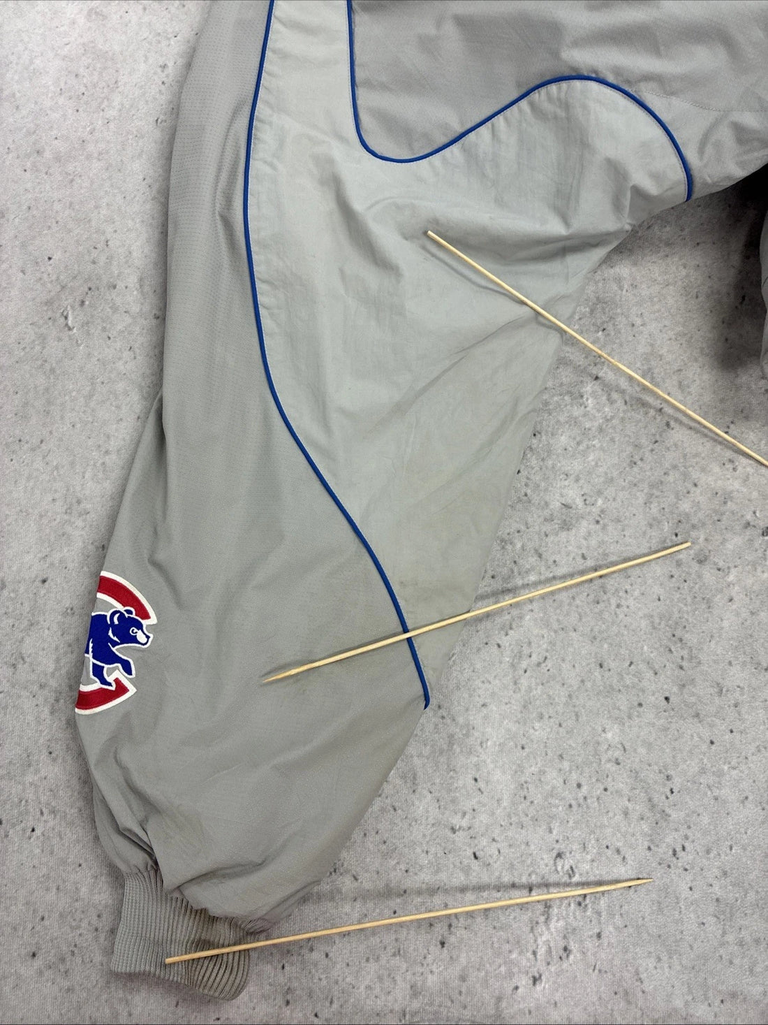 Chicago Cubs Majestic Dugout Bomber Jacket Size 2XL MLB