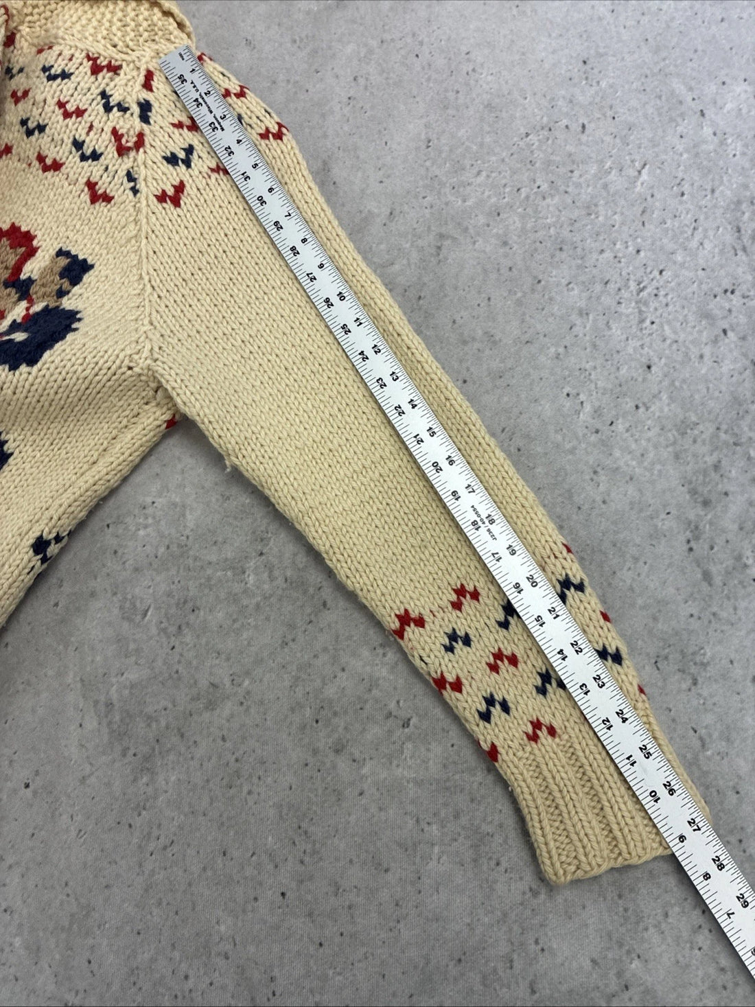 Vintage Figure Skating Wool Knit Cowichan Sweater Size Medium