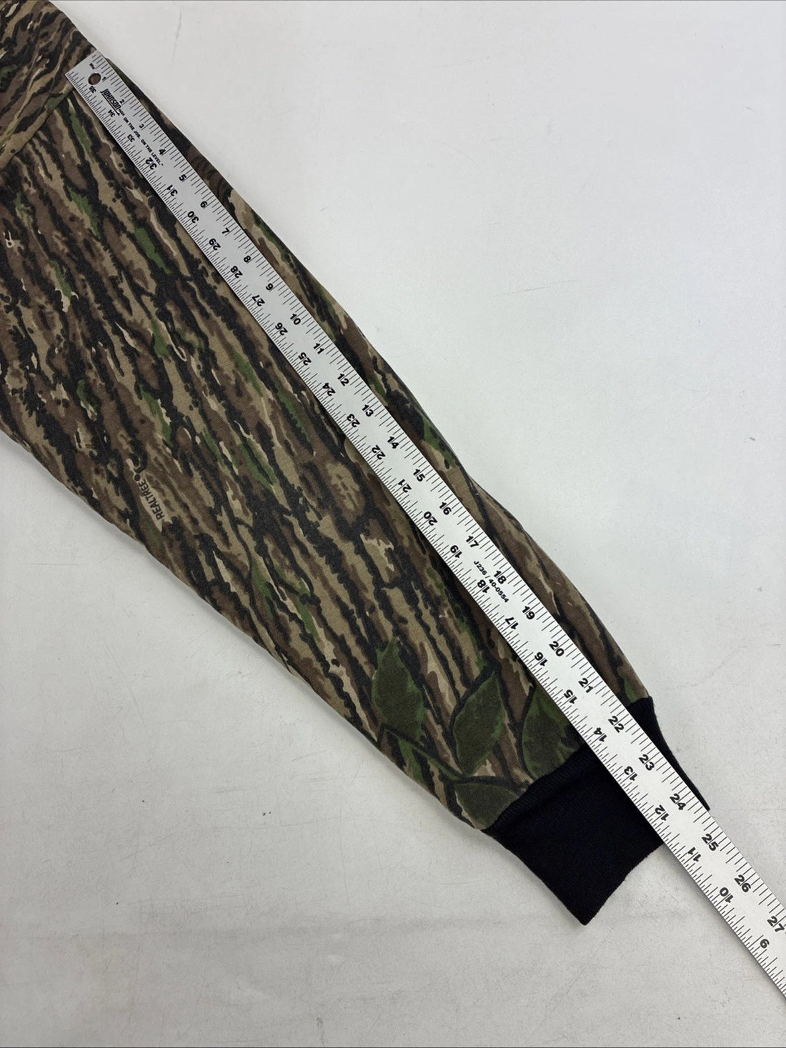 Vintage Realtree Camo Zip Sweatshirt Hoodie Size Large