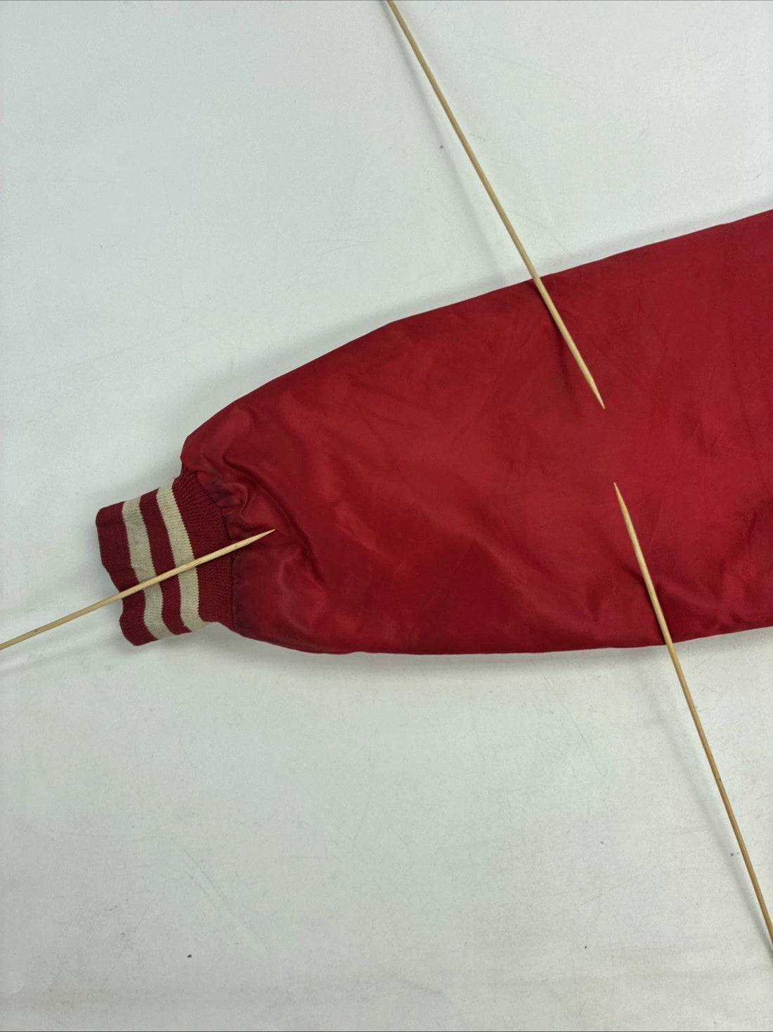 Vintage Detroit Red Wings Chalk Line Satin Bomber Jacket Size XL NHL