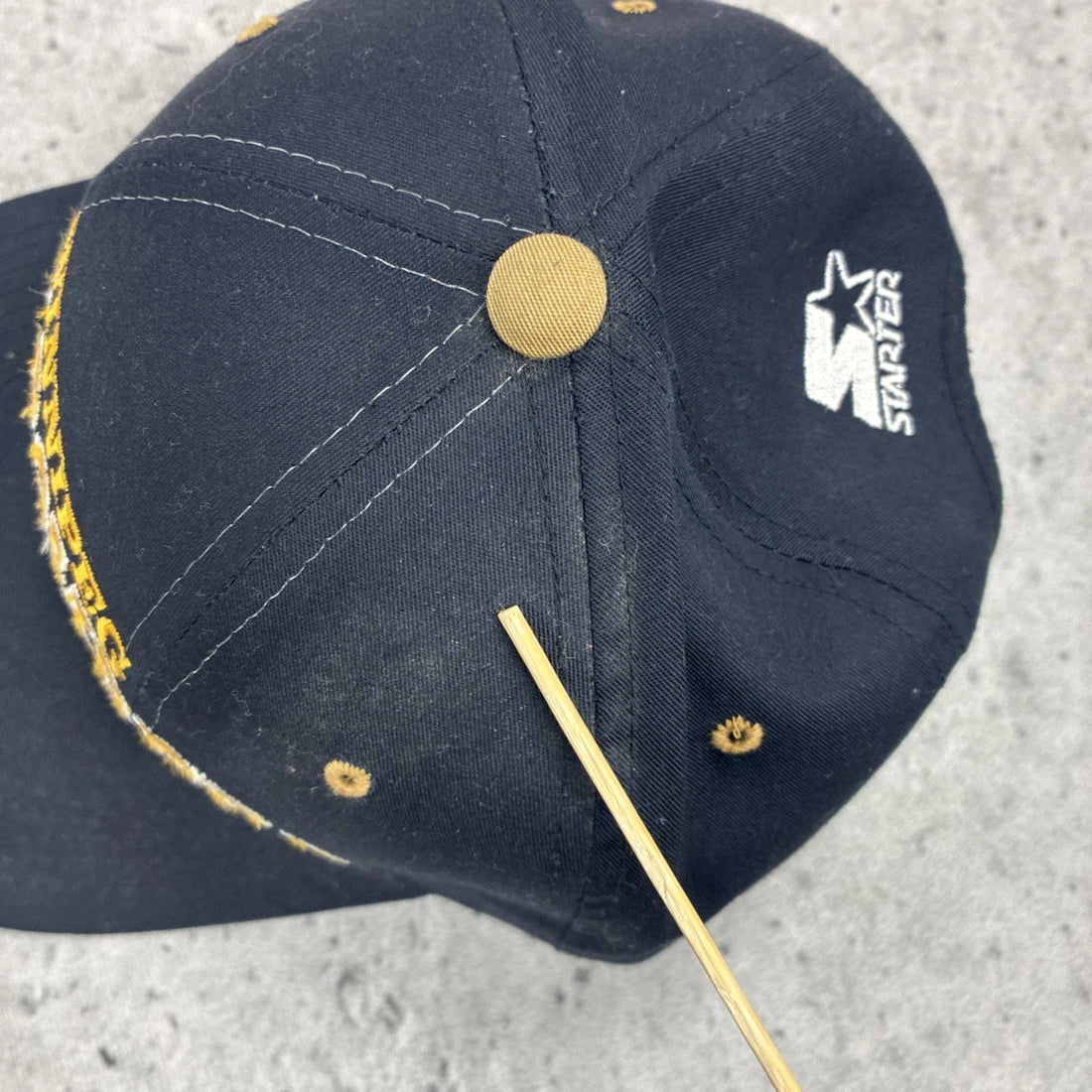 Vintage Winnipeg Blue Bombers Starter Snapback Hat OSFA 90s CFL
