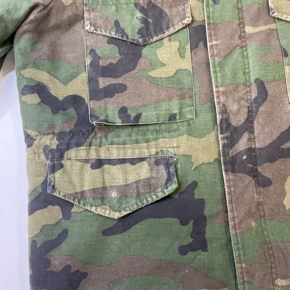 Vintage M-52 Military Army Field Jacket Size Medium Camo