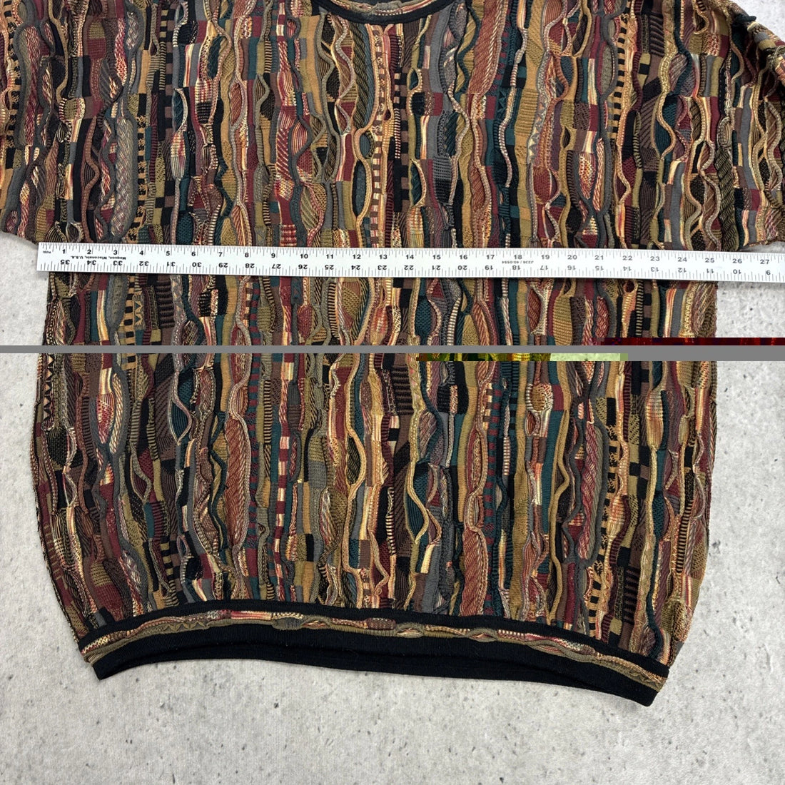 Vintage Tundra 3D Knit Crewneck Sweater Size Large 90s