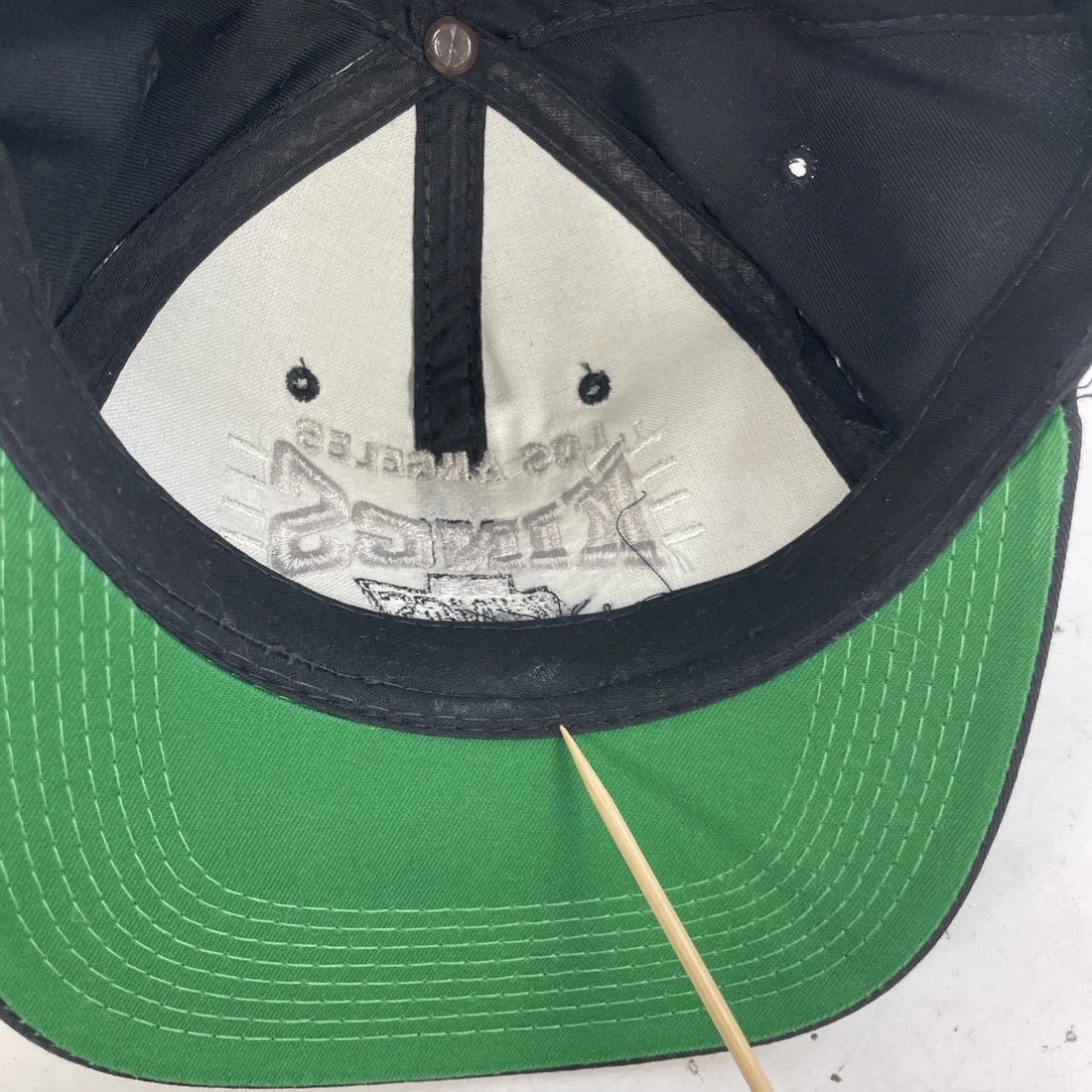 Vintage Los Angeles Kings G Cap Snapback Hat OSFA 90s NHL