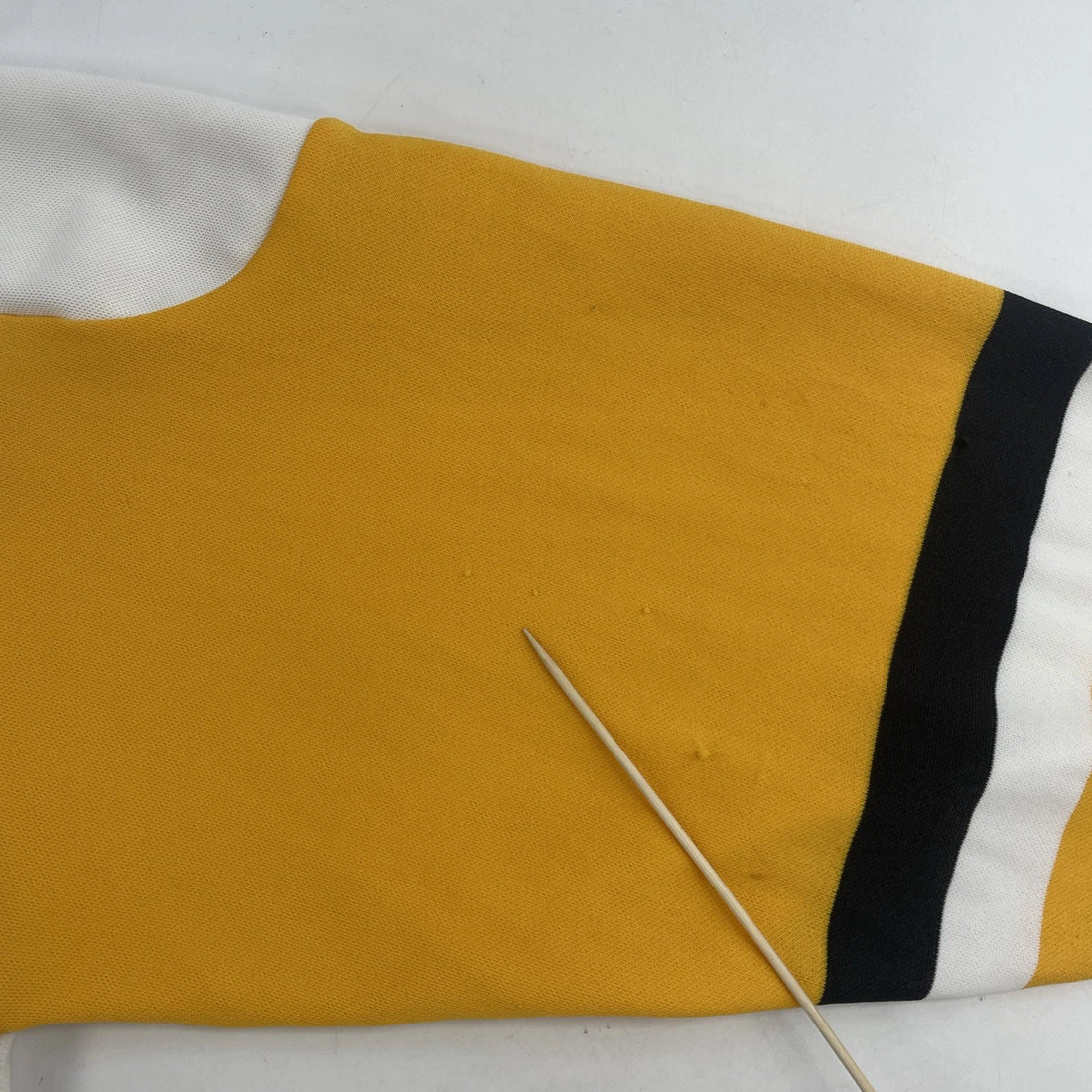 Vintage Pittsburgh Penguins CCM Hockey Jersey Size XL 90s NHL