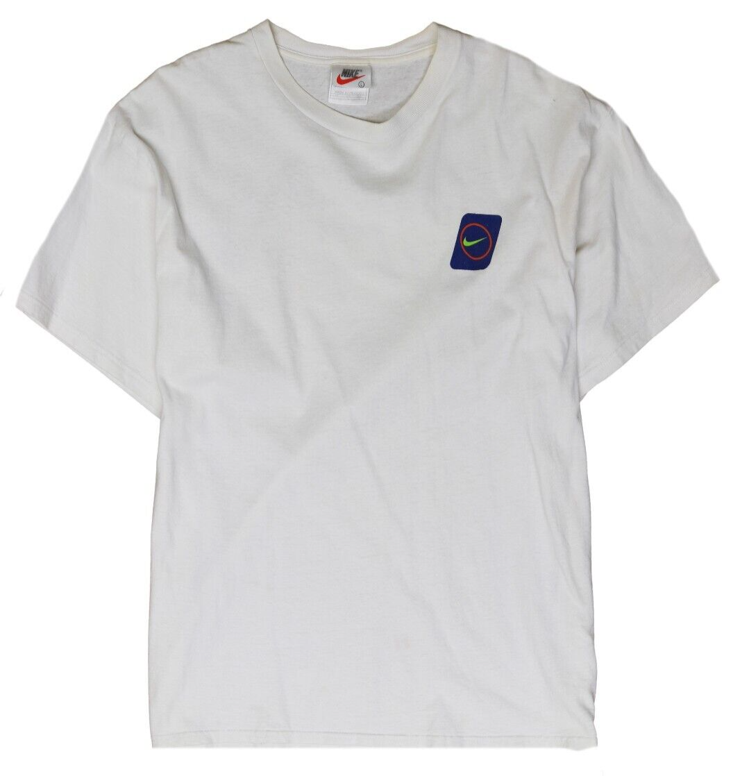 Nike pocket t shirt sales