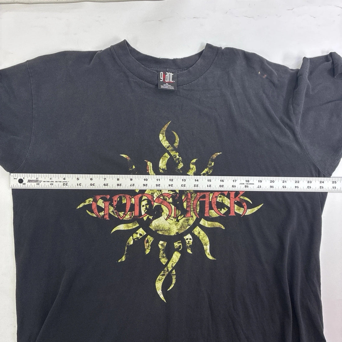 Vintage Godsmack Giant Band T-Shirt Size XL