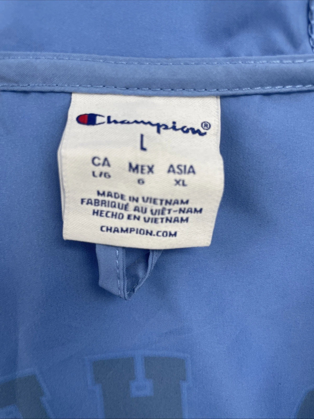 UNC North Carolina Tar Heels Champion Windbreaker Light Jacket Size Large NCAA