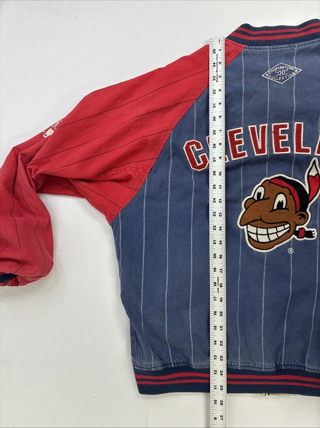 Vintage Cleveland Indians Mirage Jacket Size Medium Reversible MLB