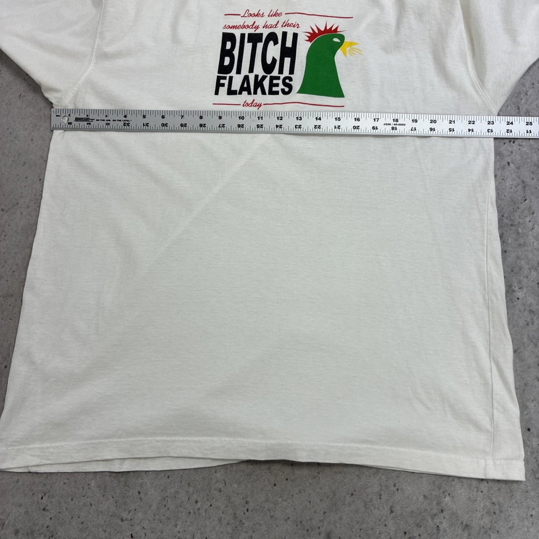 Vintage Bitch Flakes Parody T-Shirt Size XL