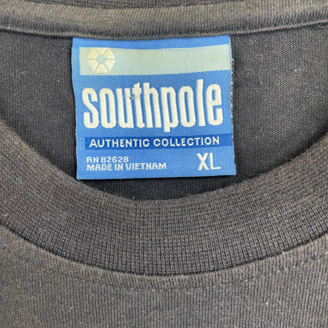 Vintage Southpole T-Shirt Size XL Y2K