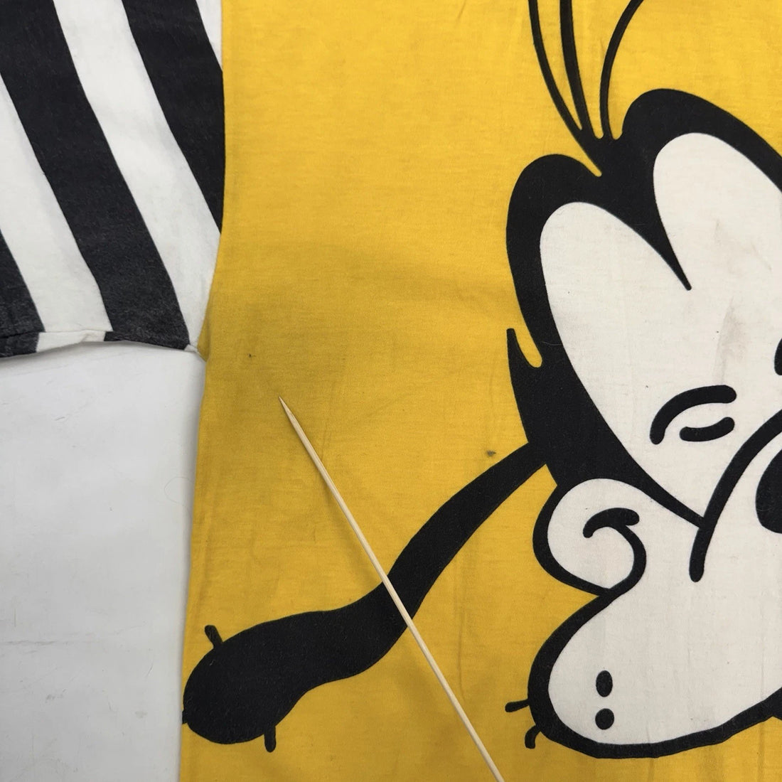 Vintage Goofy Mickey Mouse Disney T-Shirt Size XL All Over Print