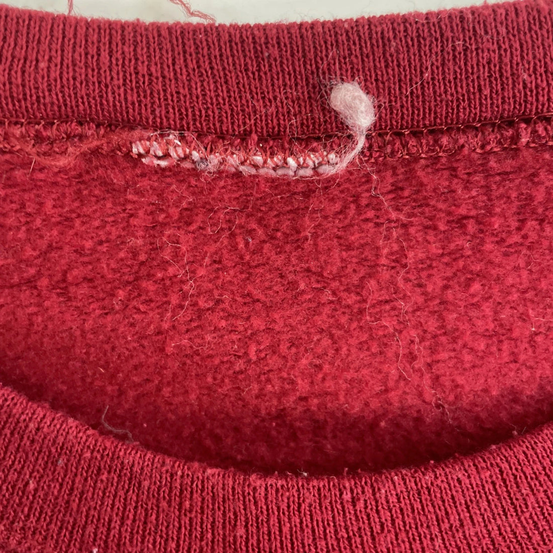 UMass Minutemen Crewneck Sweatshirt Size XL NCAA