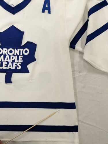 Vintage Toronto Maple Leafs Doug Gilmour CCM Maska Jersey Size Small NHL