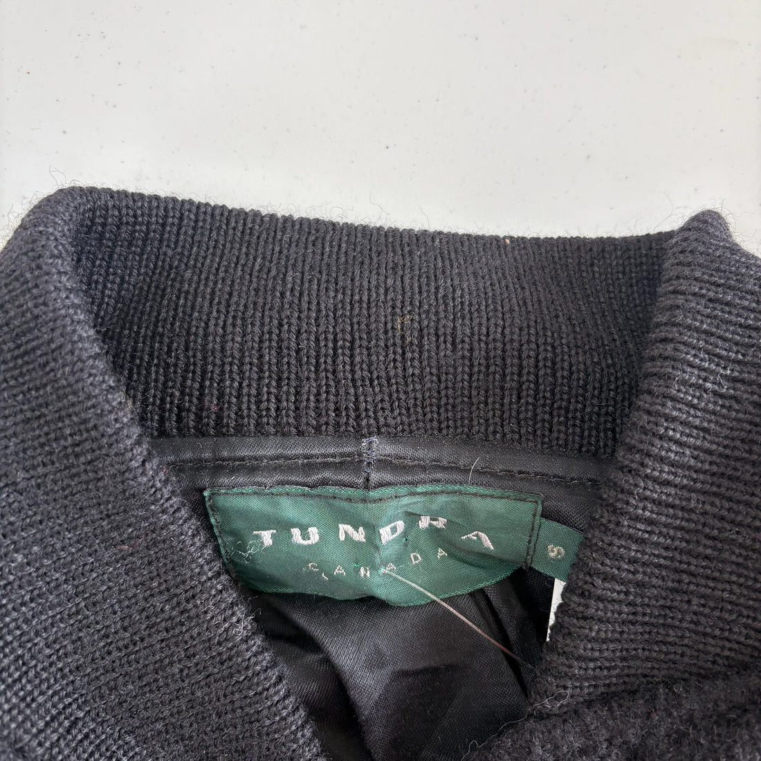 90s Tundra Knit Ted Bomber Size Small