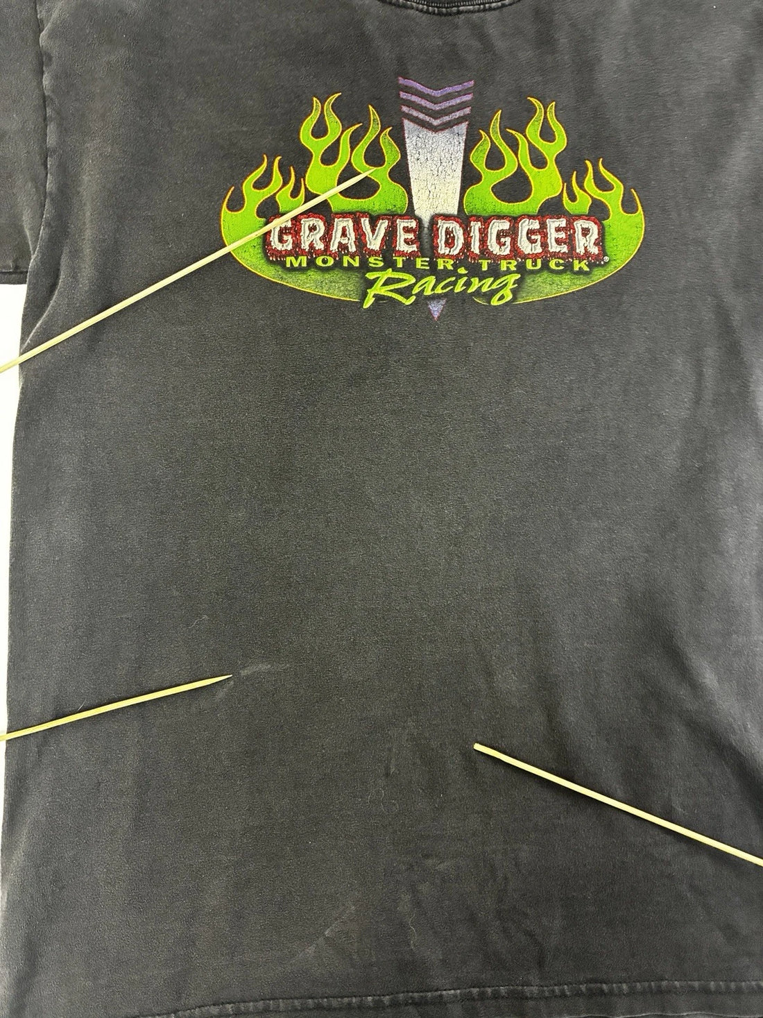 Vintage Grave Digger Monster Truck Racing T-Shirt Size Medium 2002