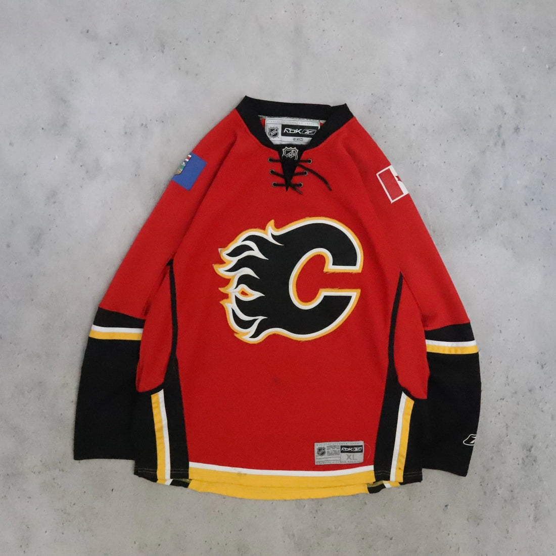 Calgary Flames Reebok Jersey Size XL NHL