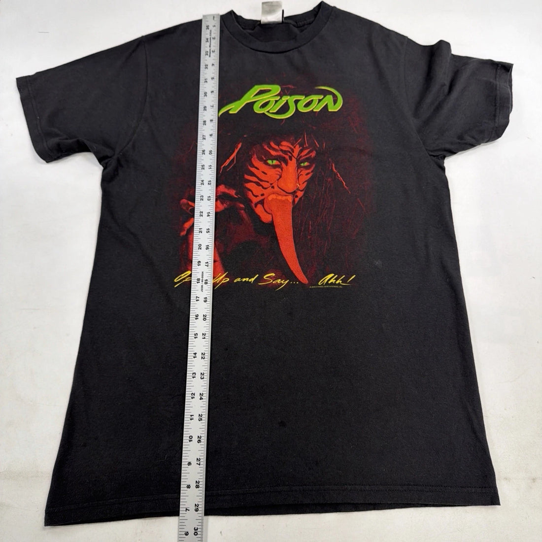 Vintage Poison Open Up And Say Ahh Winterland T-Shirt Size Large 2006