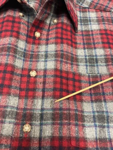 Vintage Pendleton Wool Button Up Lodge Shirt Size Medium Red Plaid