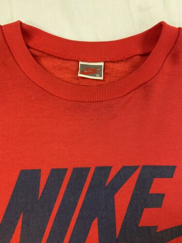 Nike red clearance crewneck sweatshirt