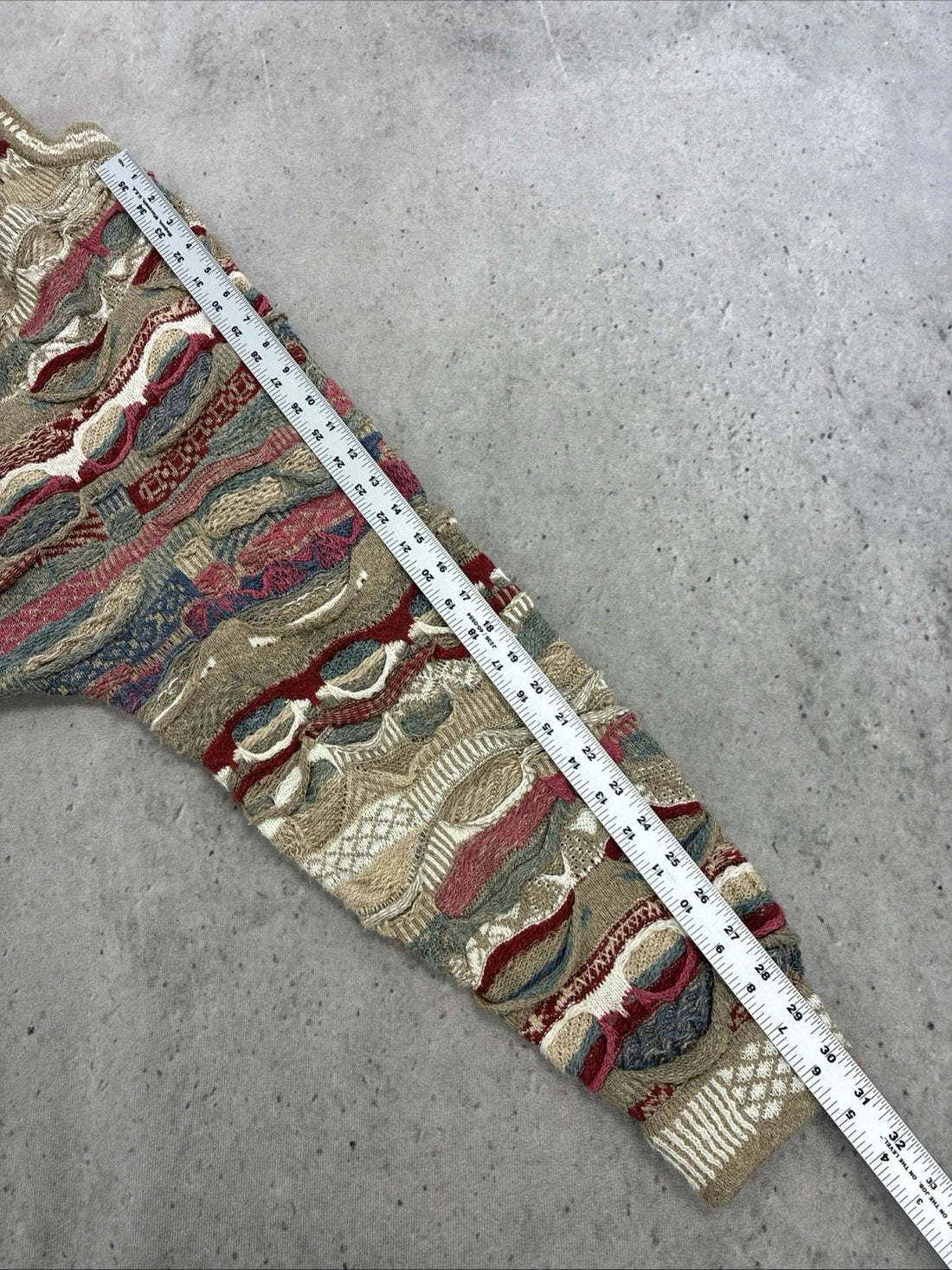 Coogi Classic 3D Knit Crewneck Sweater Size Large
