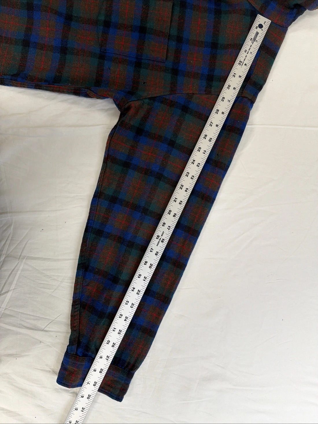Vintage Pendleton Wool Lodge Button Up Shirt Size Large Plaid