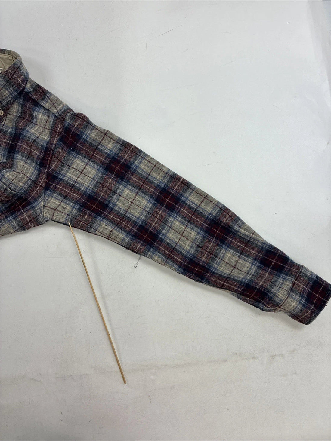 Vintage Woolrich Wool Button Up Shirt Size Medium 80s