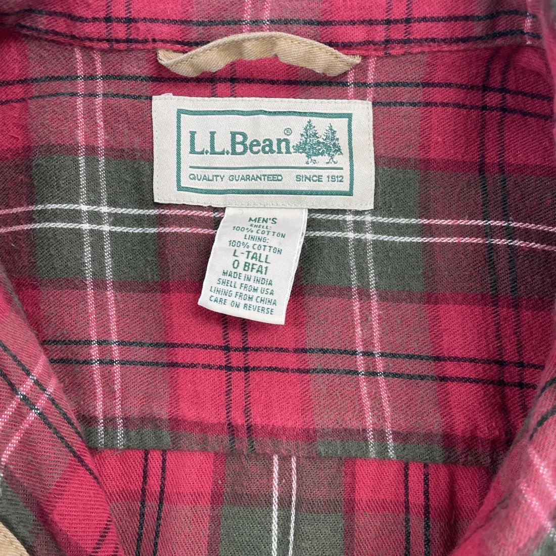 L.L. Bean Button Up Shirt Size Large Tall Brown