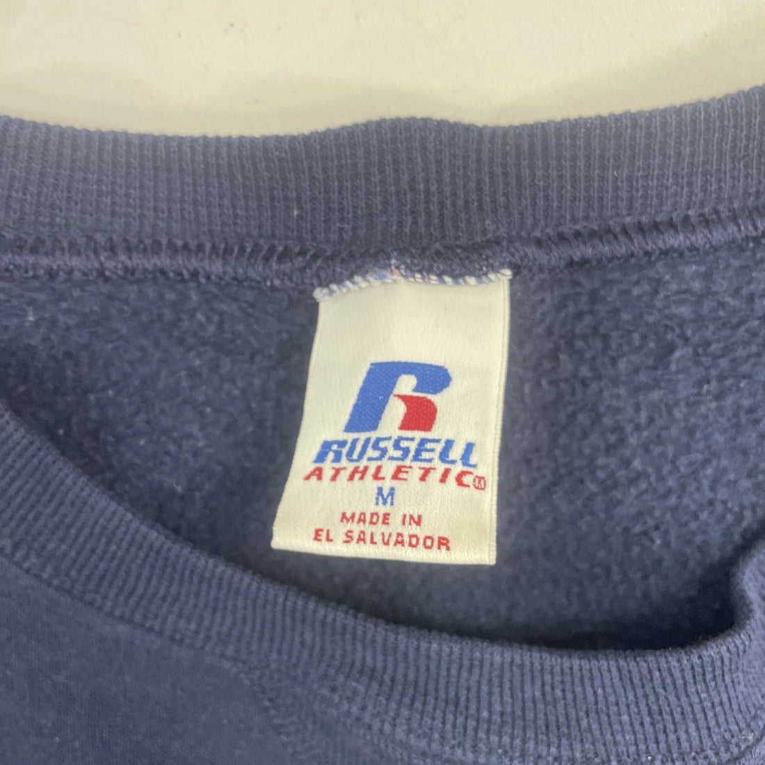 Illinois Fighting Illini Russell Athletic Crewneck Sweatshirt Size Medium NCAA