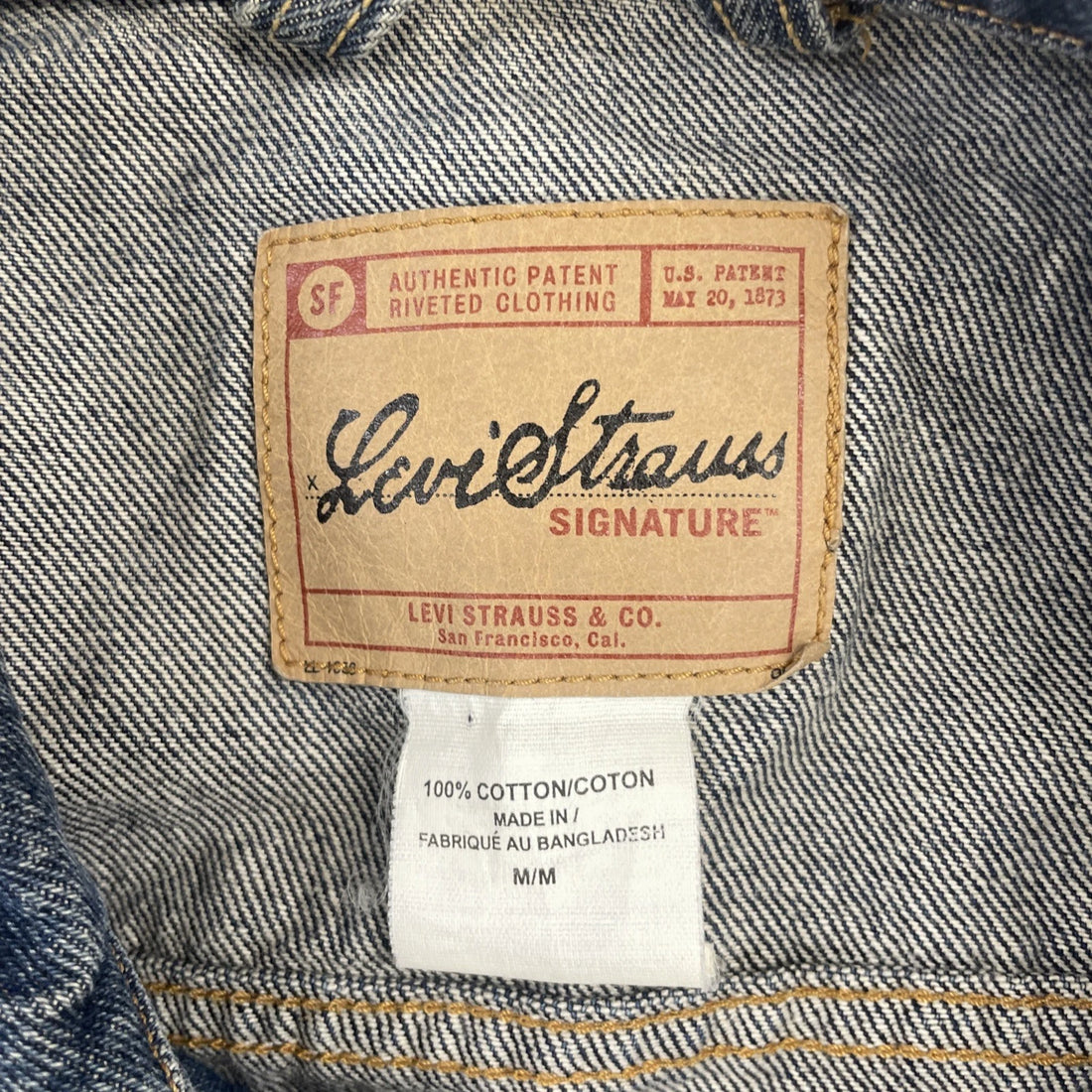 Levi Strauss & Co Signature Denim Trucker Jacket Size Medium Blue