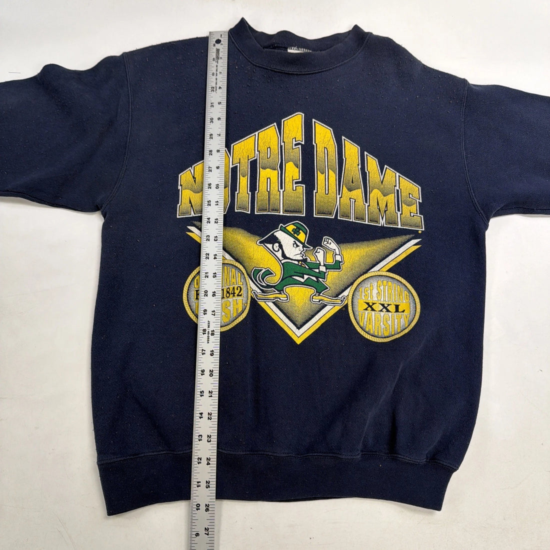 Vintage Notre Dame Fighting Irish Crewneck Sweatshirt Size Medium NCAA