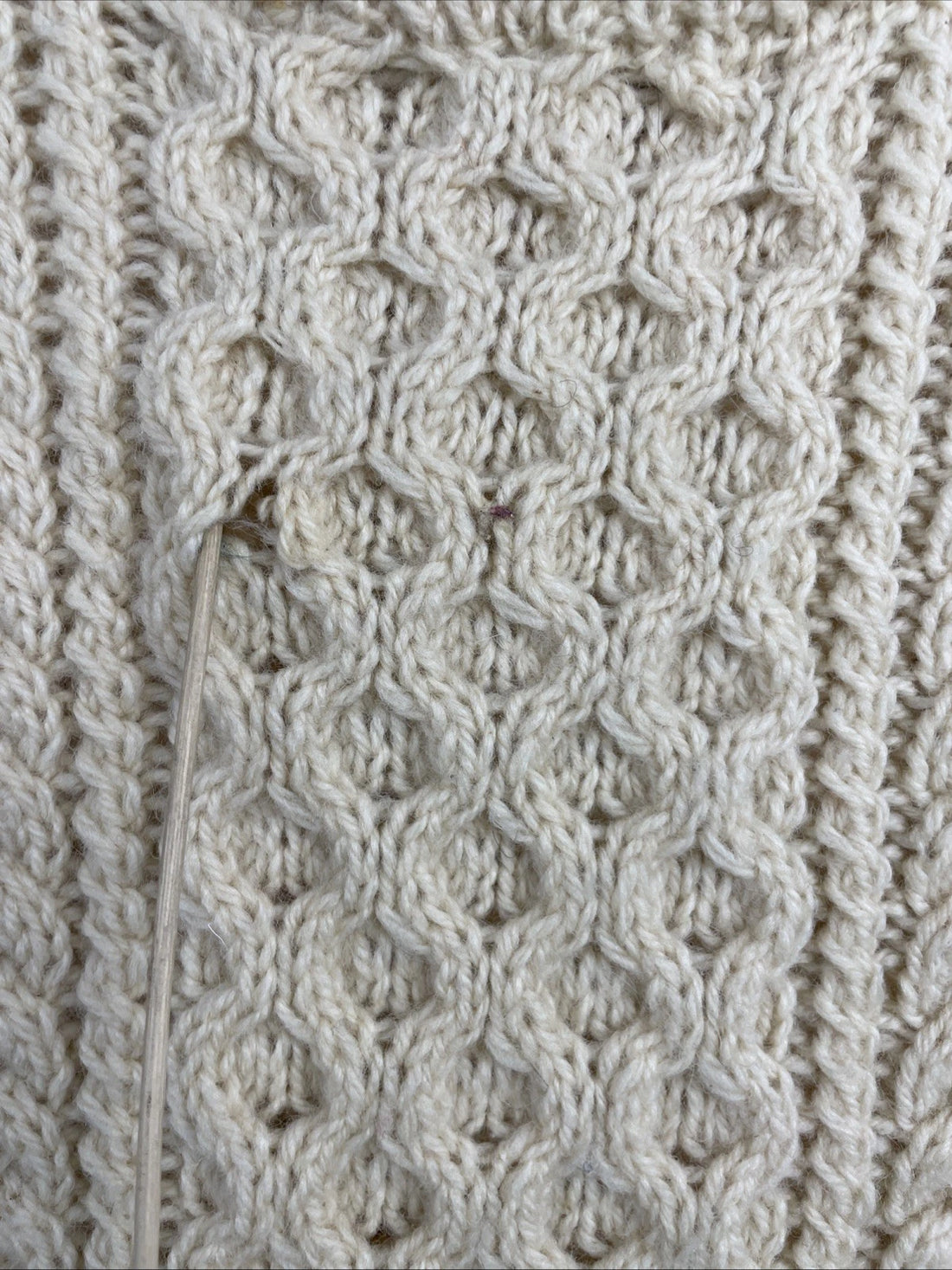 Vintage Gaeltarra Wool Cable Chunky Fisherman Knit Sweater Size 42 Ireland