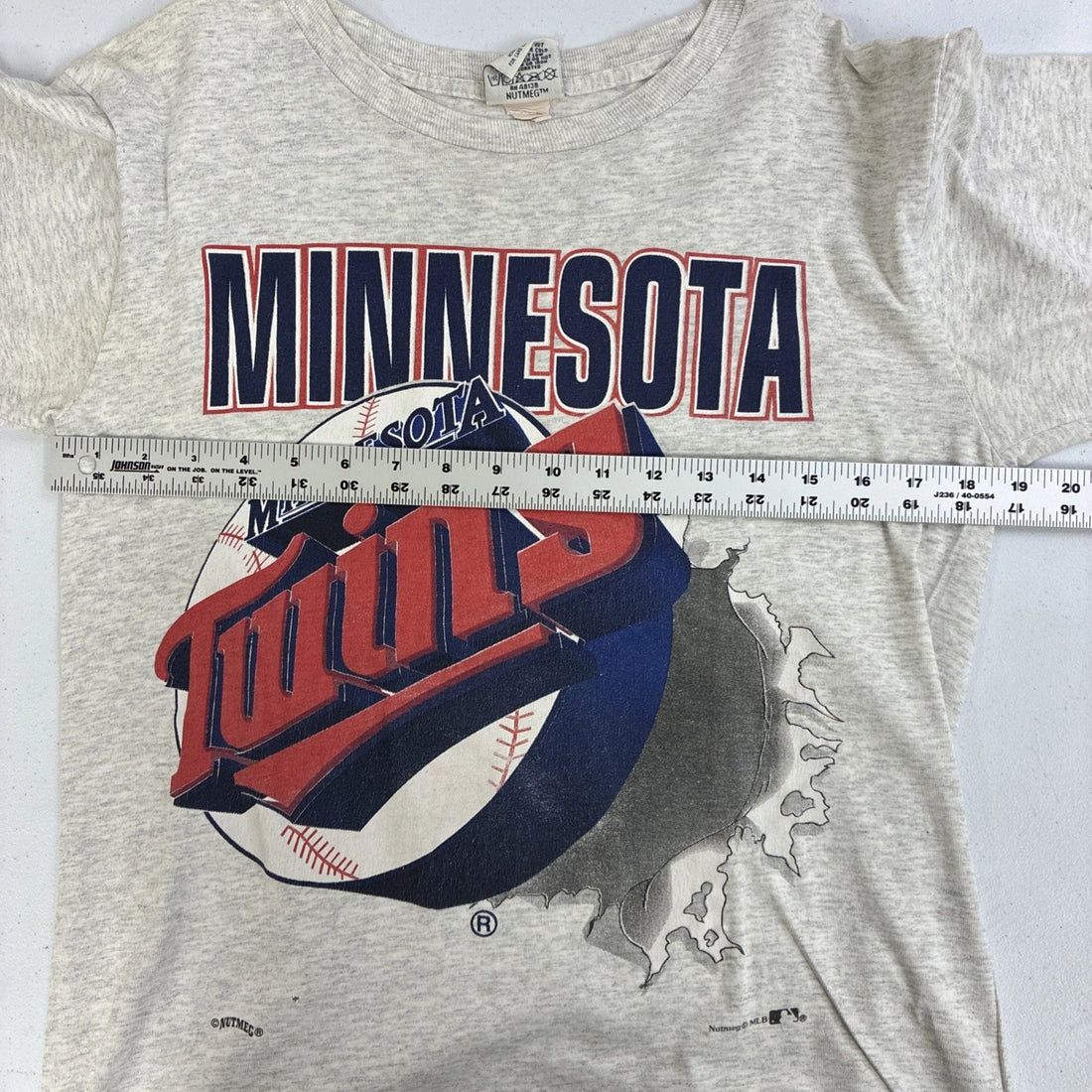 Vintage Minnesota Twins Breakthrough Nutmeg T-Shirt Size Medium 90s MLB