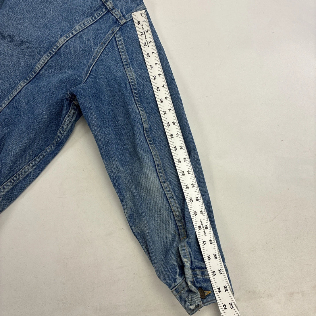 Vintage Lee Denim Jacket Size 44R
