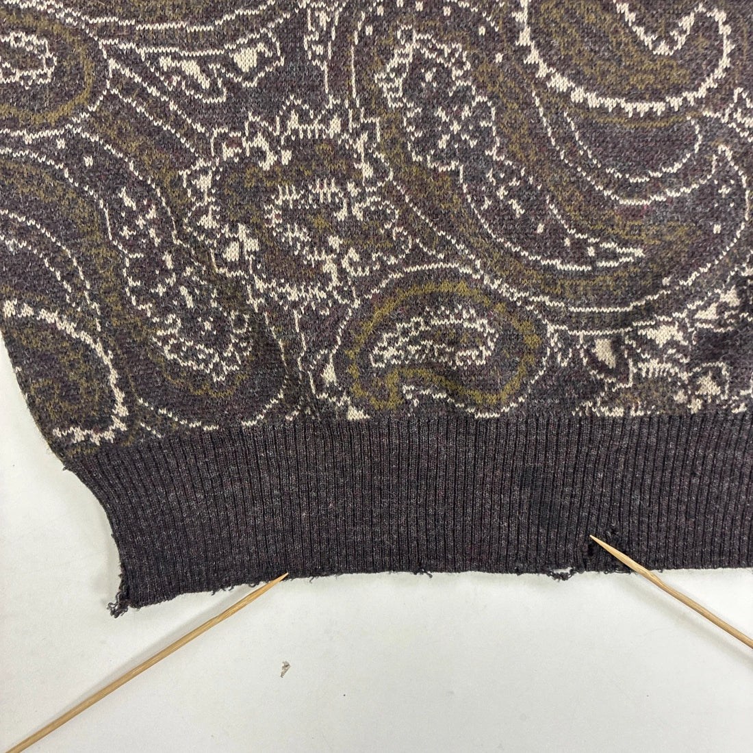 Paisley Knit Crewneck Sweater Size Medium