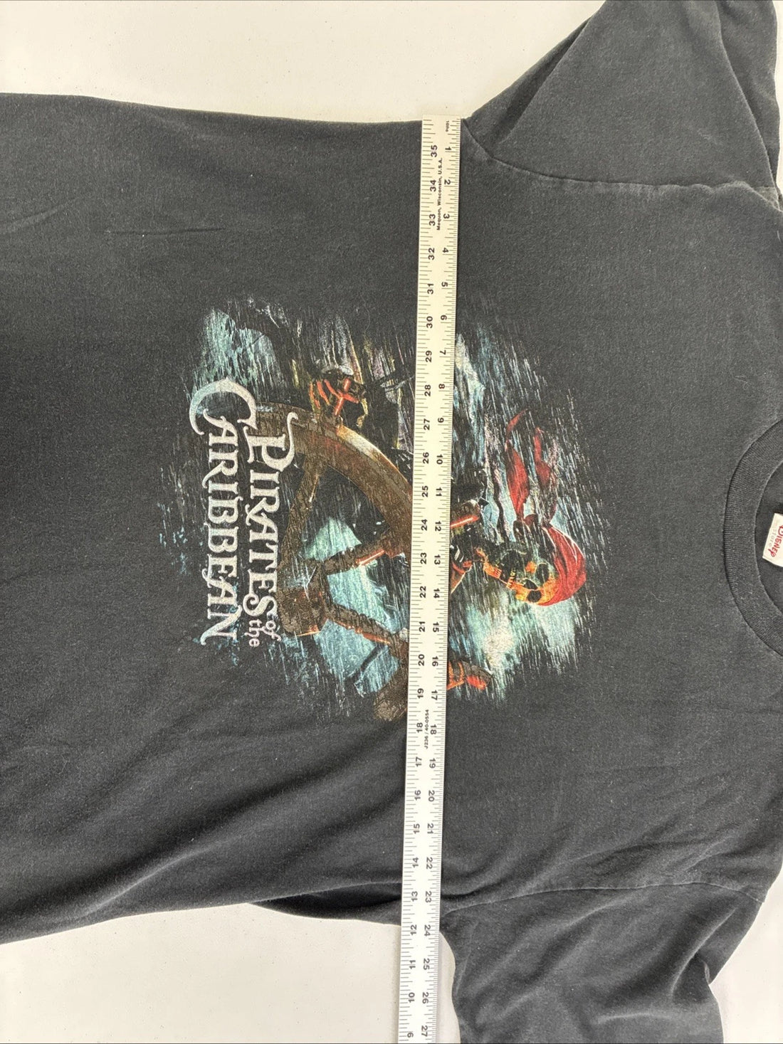 Vintage Pirates Of The Caribbean Disney T-Shirt Size XL