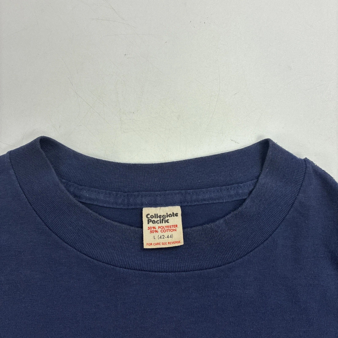 Vintage University Of Illinois Crest T-Shirt Size Large 80s NCAA