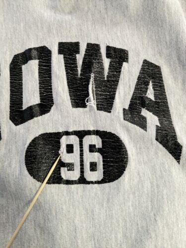 Vintage Iowa Hawkeyes Champion Reverse Weave Sweatshirt XL Distressed 90s NCAA