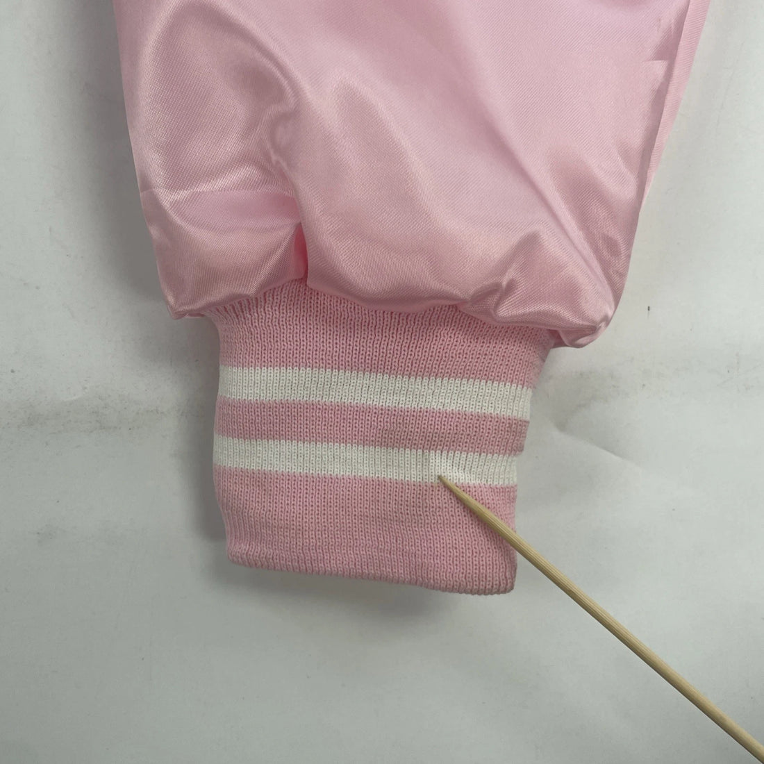 Vintage Dezerland Hot Rod Satin Bomber Jacket Size Large Pink