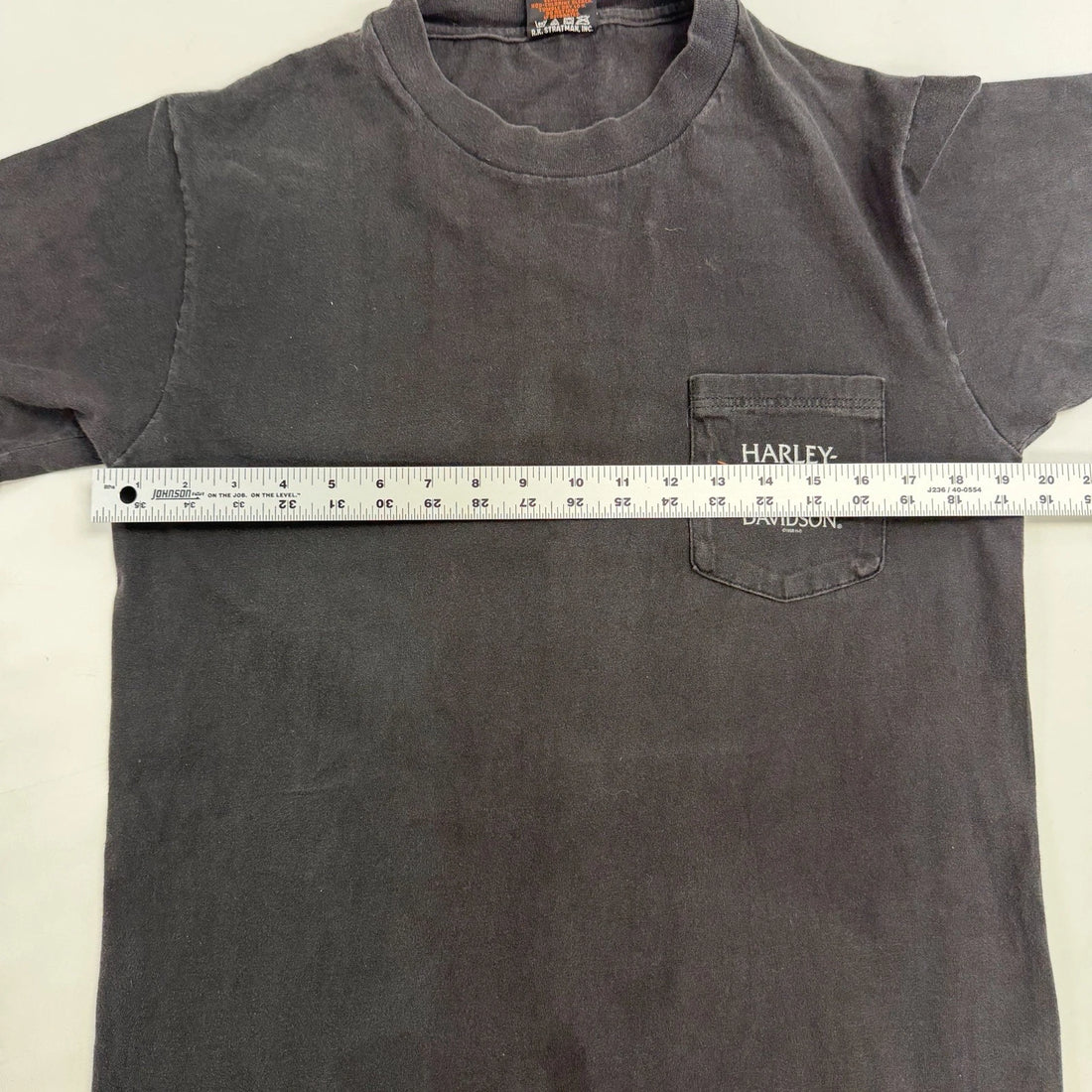 Vintage Harley Davidson St Thomas Pocket T-Shirt Size Medium